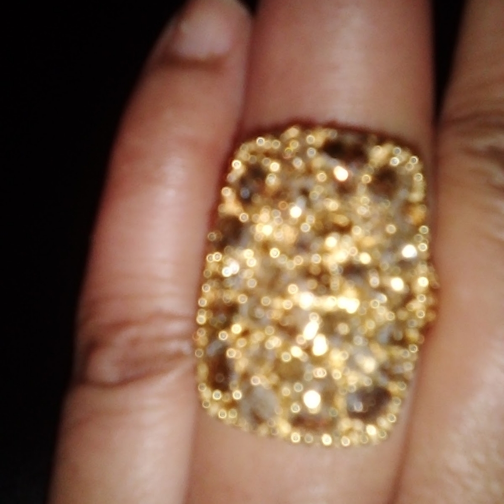 NATURAL CHAMPAGNE  DIAMOND RING IN YELLOWGOLD. 5.00 CARATS.